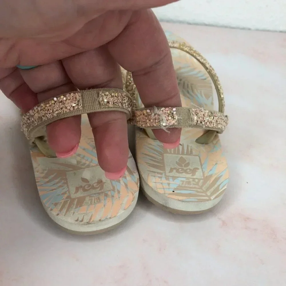 Reef‎ flip flops glitter peach tropical size 7-8 toddler